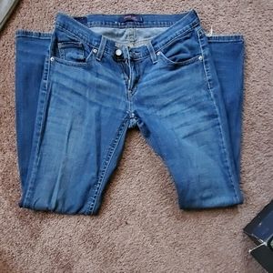 528 Curvy cut denim jeans